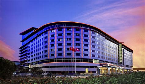hong kong regal airport hotel.